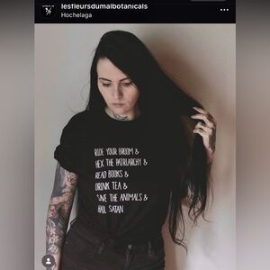 Les Fleurs du Mal Witches t-shirt